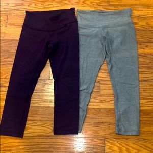 Bundle of 2 Lululemon Capri leggings!!